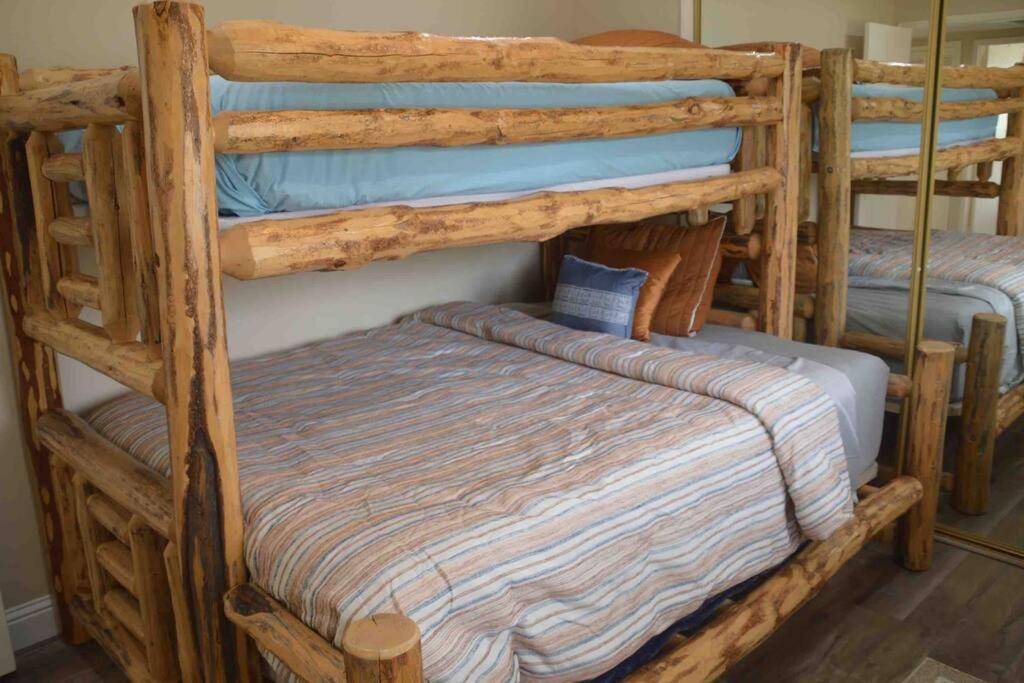 Beautiful 3 Bedroom Home Located Near Yosemite Oakhurst Ngoại thất bức ảnh